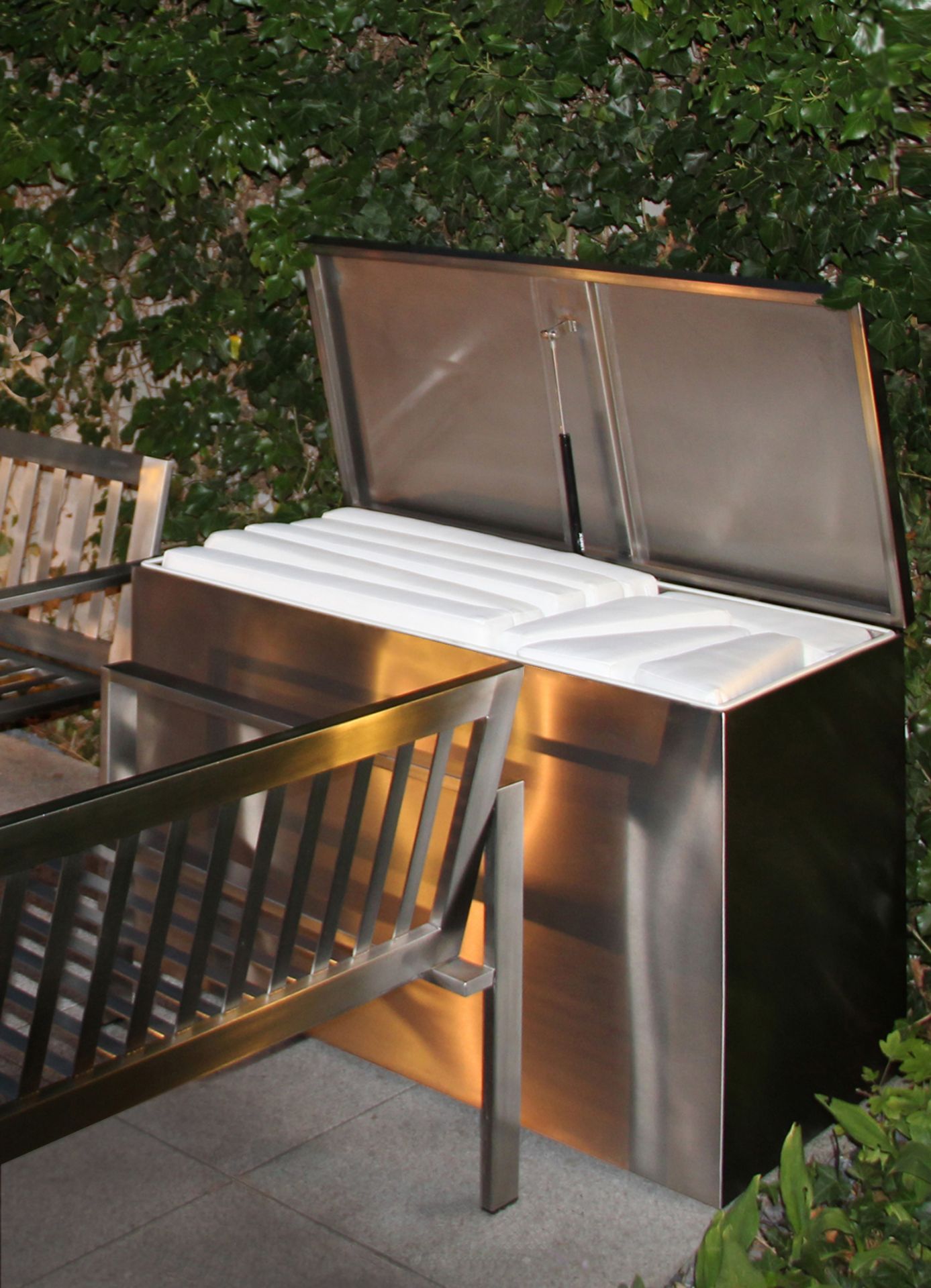 lightbox image