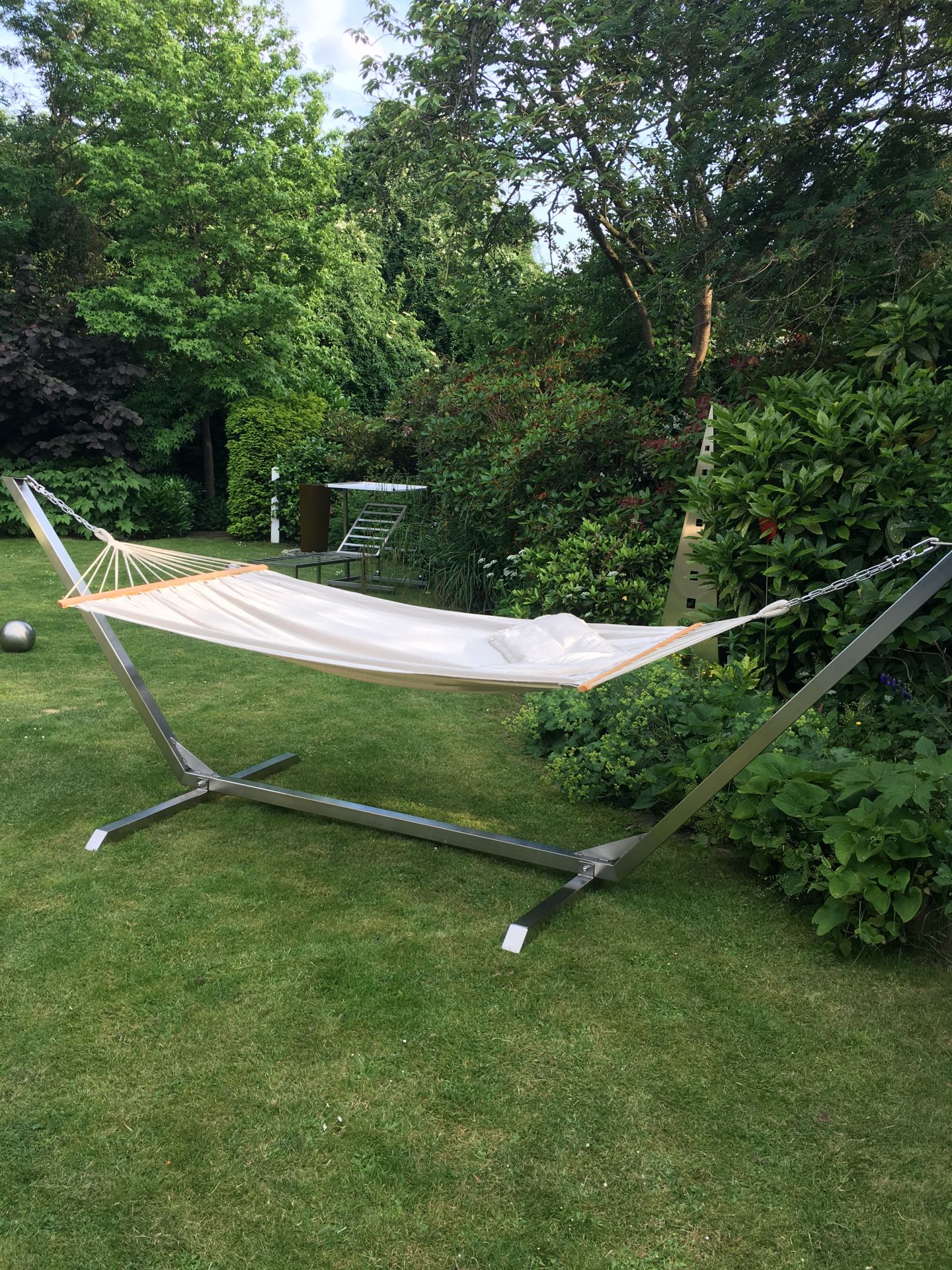 lightbox image lightbox image