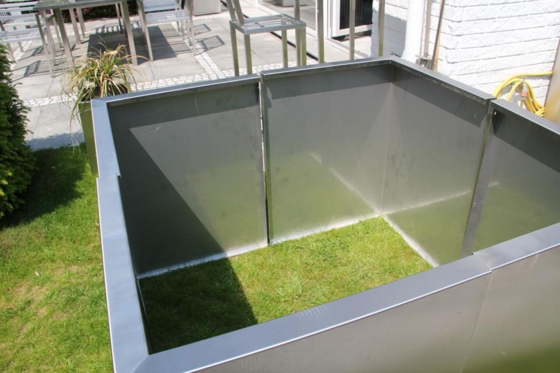 Hochbeet aus Edelstahl Hochbeet aus Edelstahl