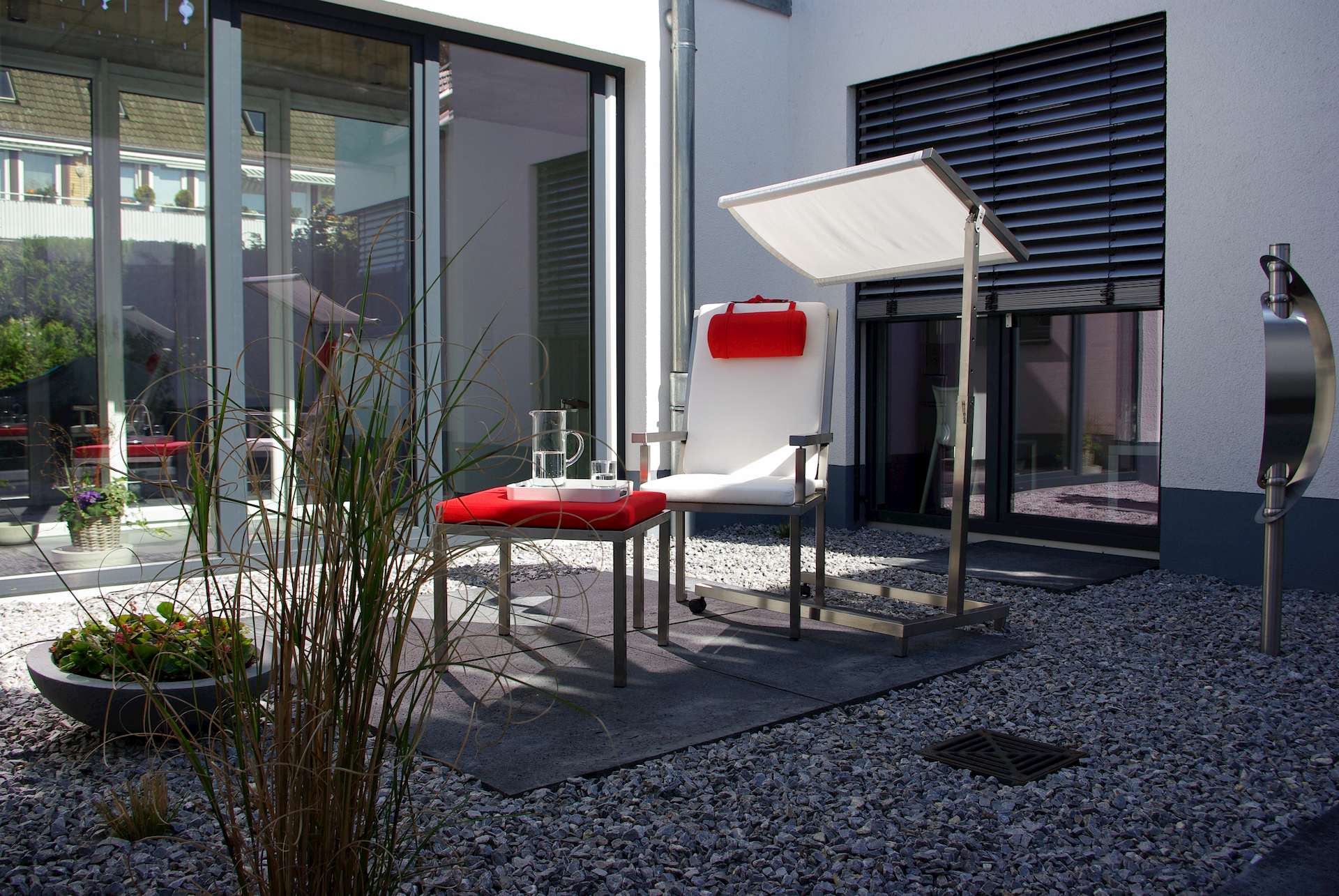 lightbox image lightbox image