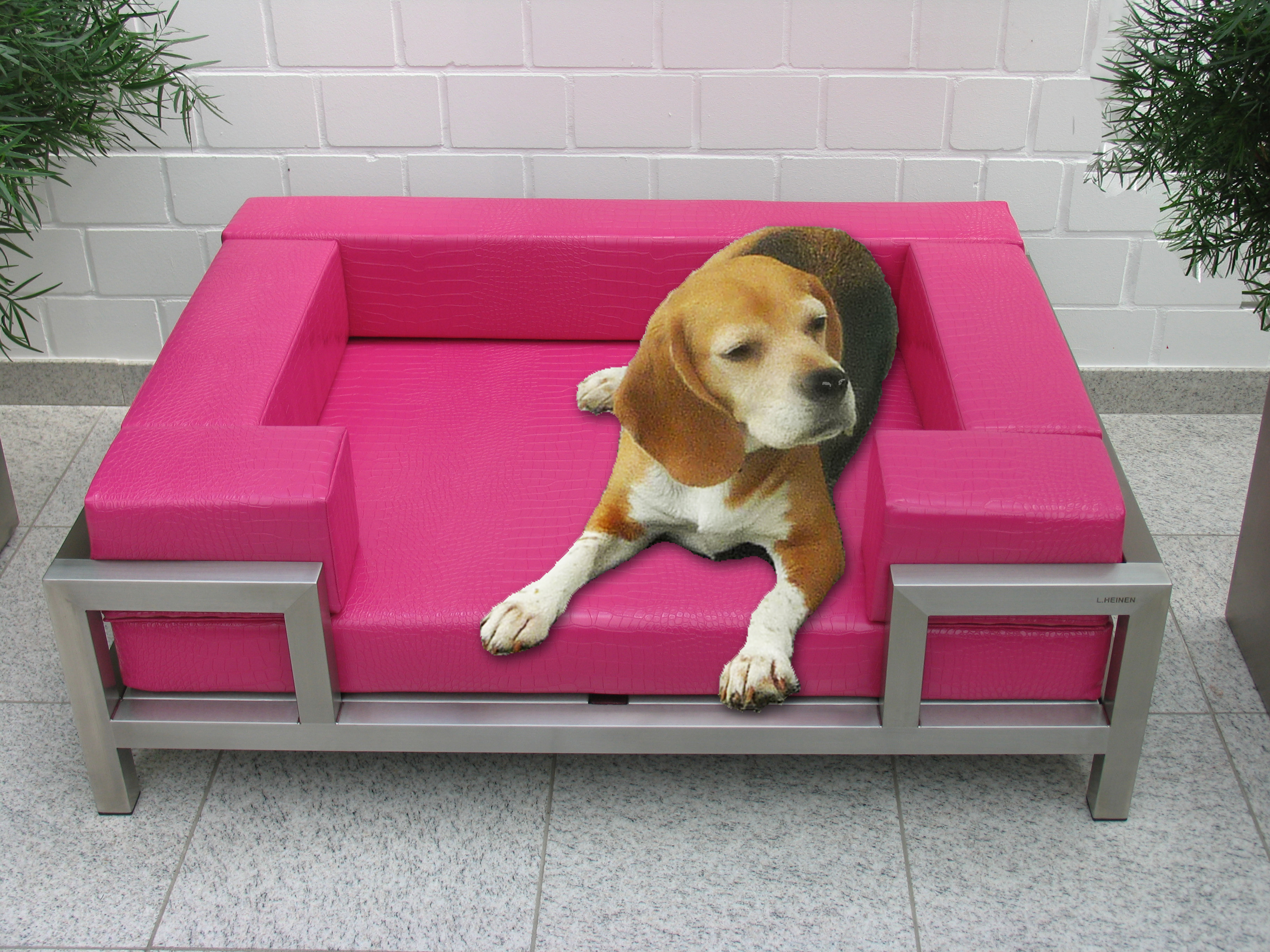 Hundebett / Hundekörbchen / Hundeliege aus Edelstahl