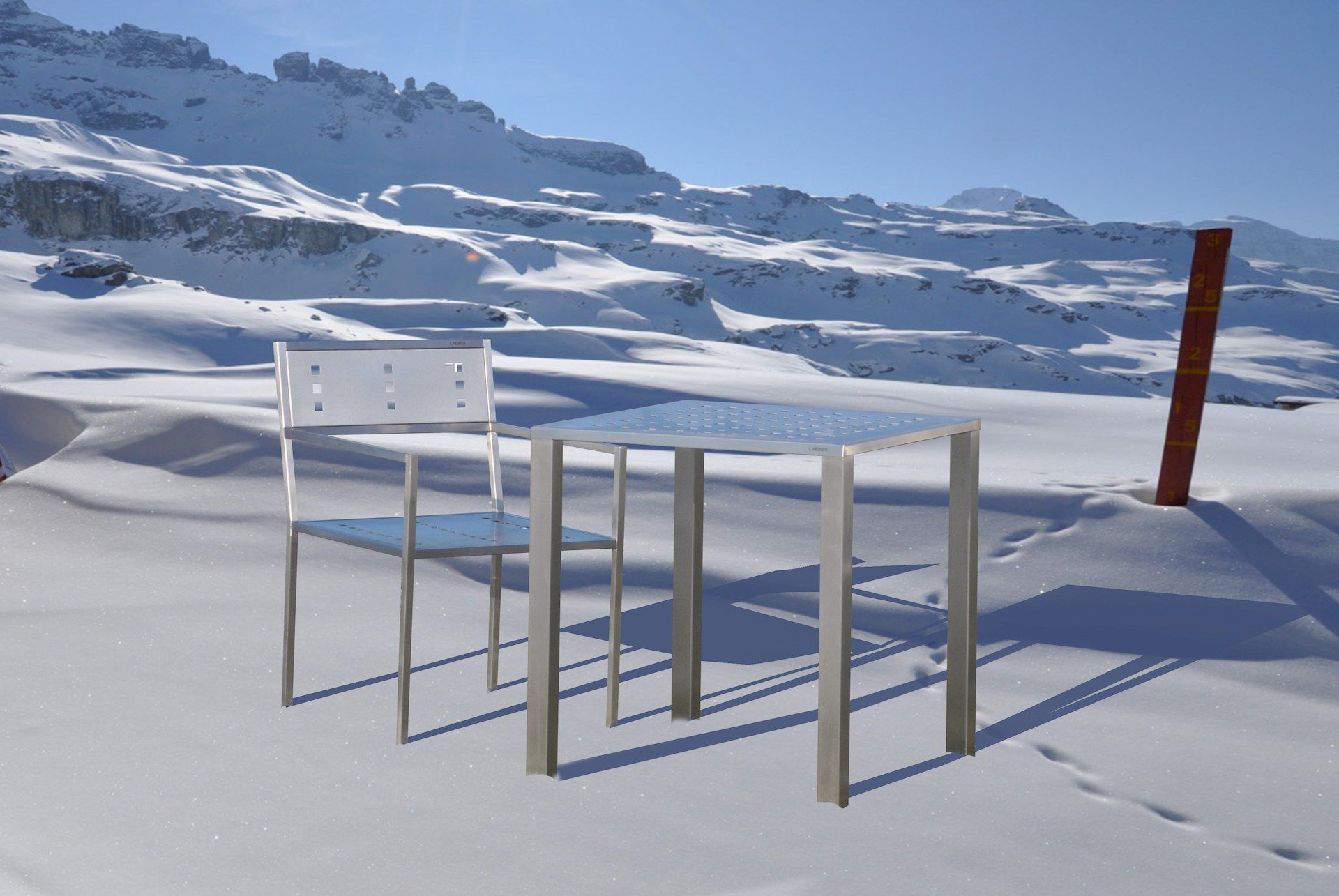 Slimline-Stuhl aus Edelstahl Slimline-Stuhl aus Edelstahl