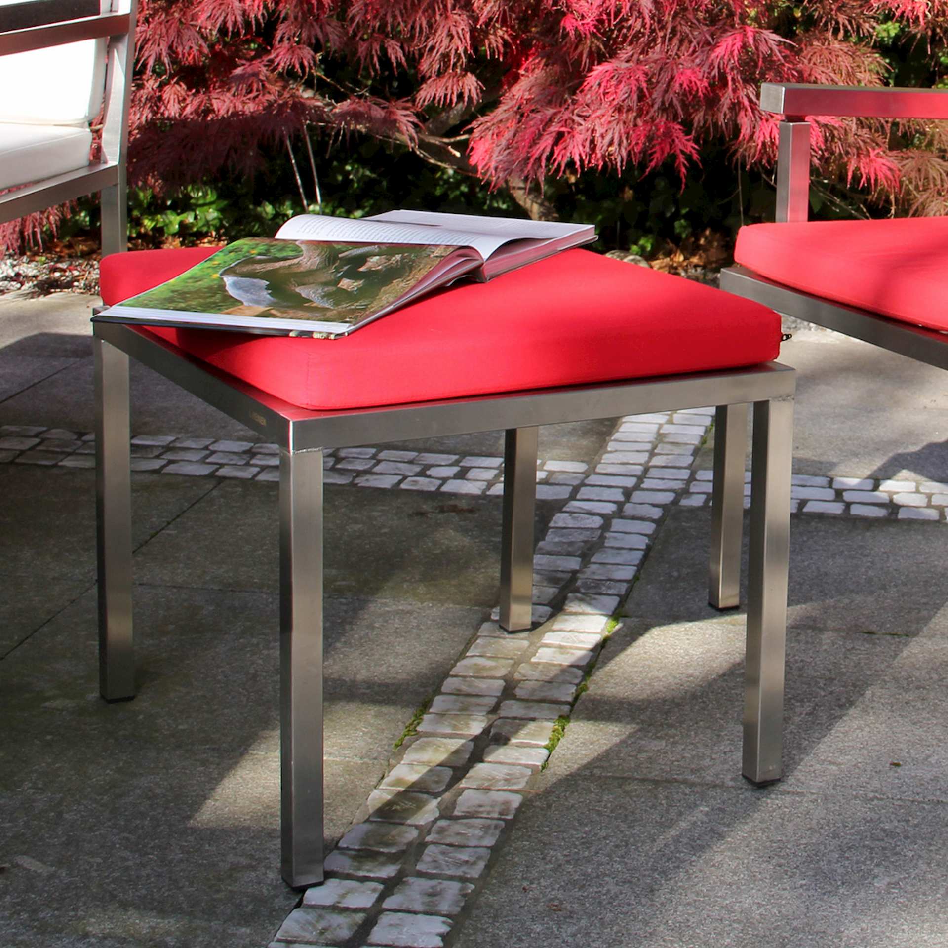 Klassiker-Hocker aus Edelstahl Klassiker-Hocker aus Edelstahl