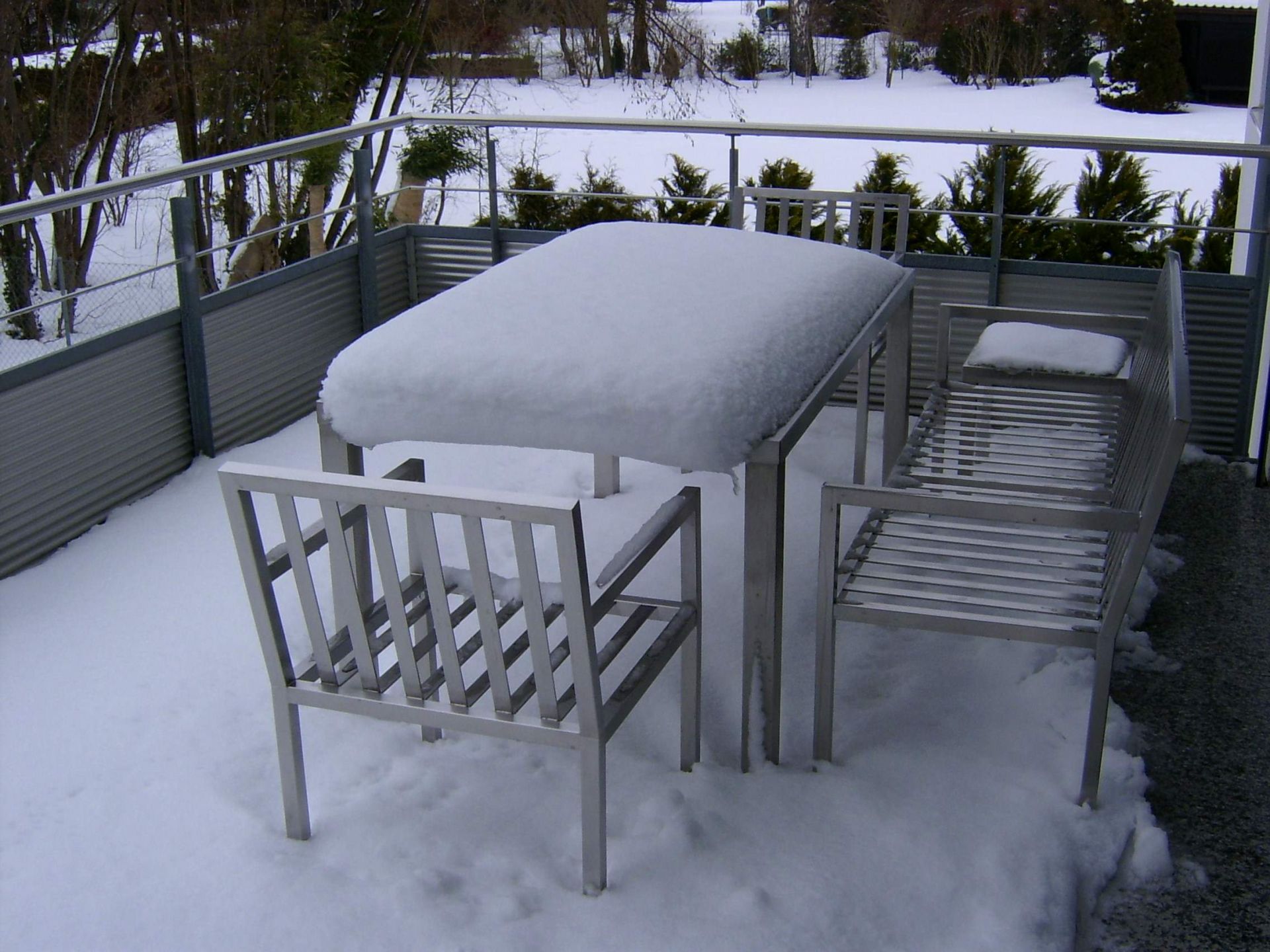 lightbox image lightbox image