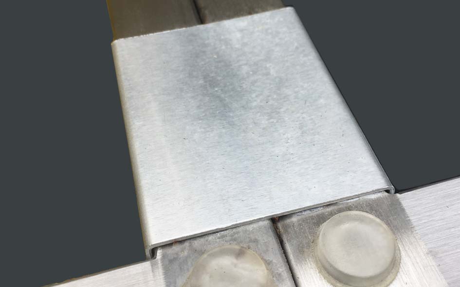 U-Profil für Mülltonnenboxen Verbindungsstück U-Profil für Mülltonnenboxen Verbindungsstück